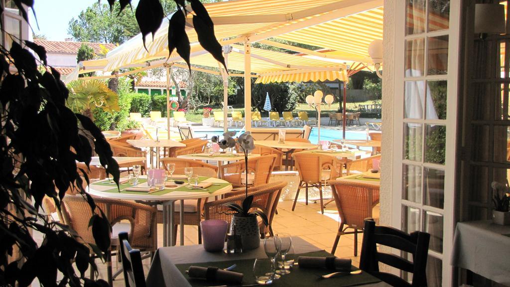 Hotel Les Gollandieres Le Bois-Plage-en-Re Exterior photo