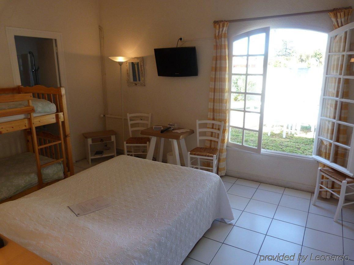Hotel Les Gollandieres Le Bois-Plage-en-Re Room photo