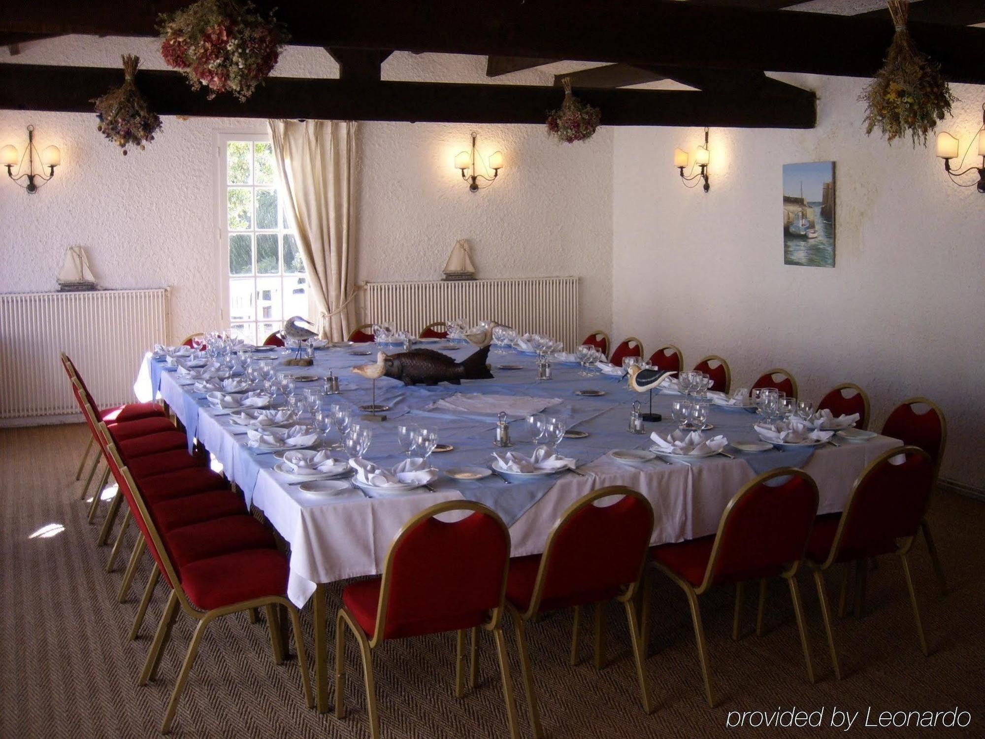 Hotel Les Gollandieres Le Bois-Plage-en-Re Restaurant photo