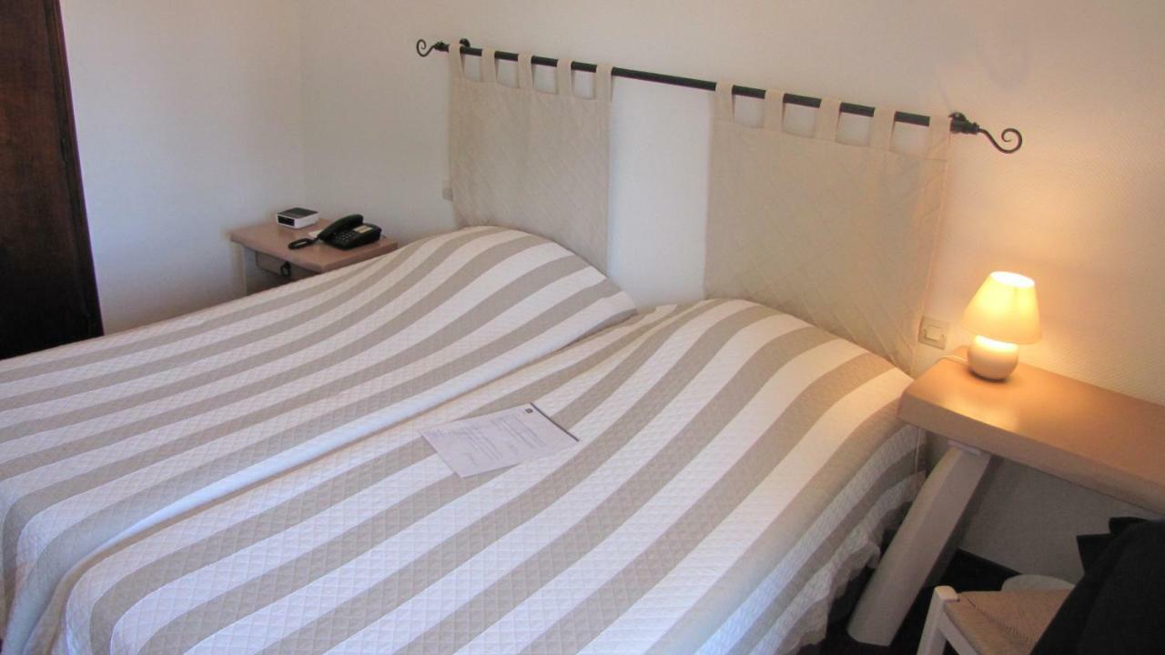 Hotel Les Gollandieres Le Bois-Plage-en-Re Room photo